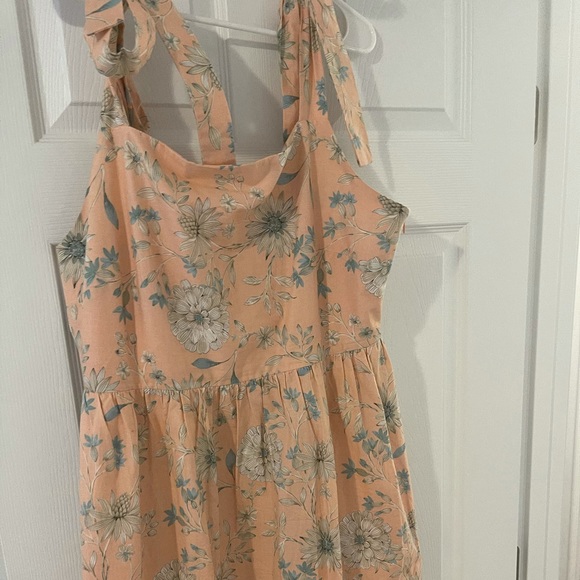 Gal meets glam pink makenna - Picture 3 of 3